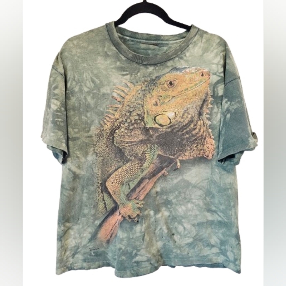 The Mountain vintage Iguana Graphic T-Shirt Men's Large with distressed holes